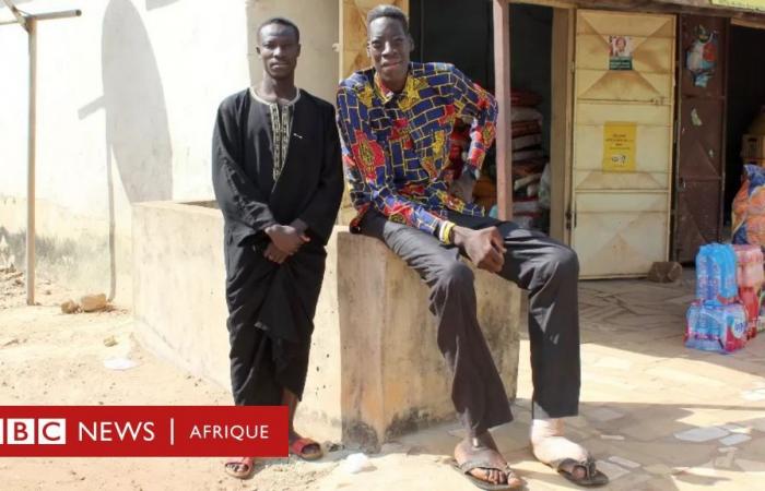 Awuche, el ghanés que sería el hombre más alto del mundo